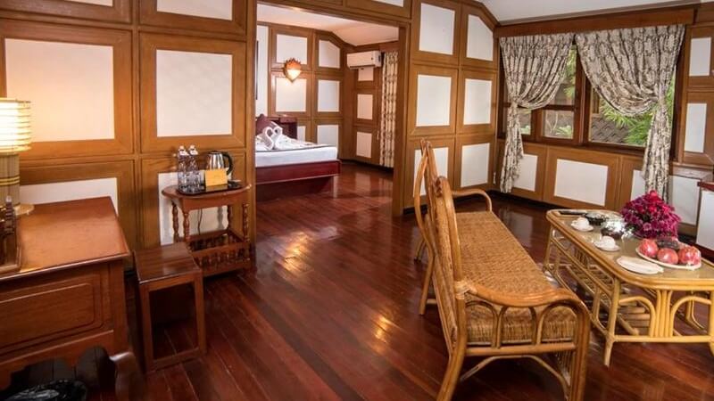 Suite with River View