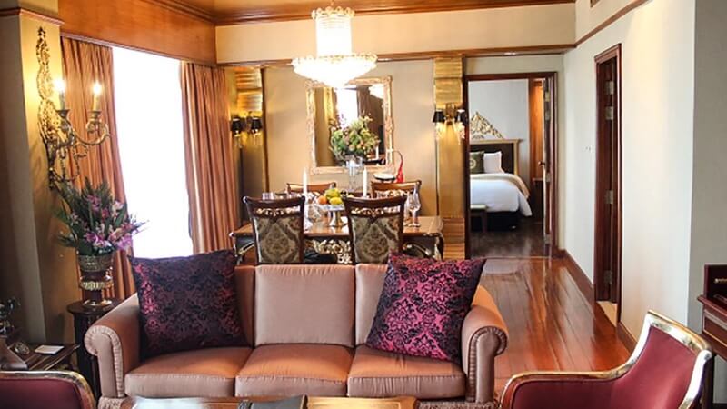 Junior King Suite