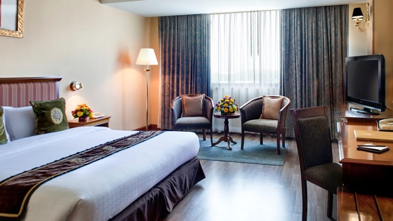 Superior King Room
