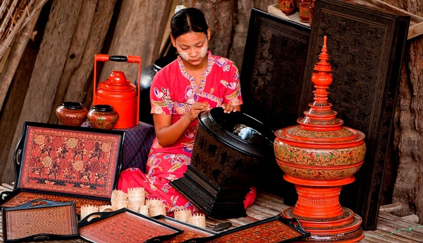 Bagan Lacquerware Tour