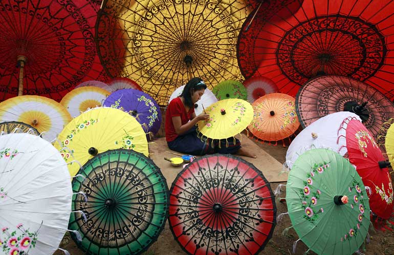 Mandalay umbrella maker
